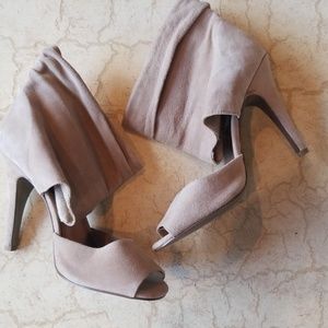 Womans Suade Leather Healed Shoes